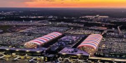 1. Atlanta Hartsfield-Jackson (ATL): O Gigante Reinante