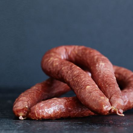 Banquete de Horrores: O Macabro Caso das Linguiças Humanas