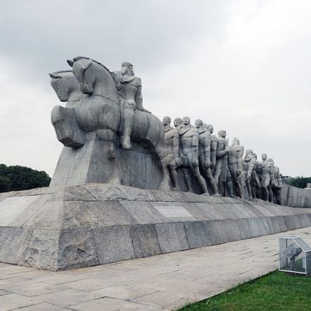 monumento às bandeiras
