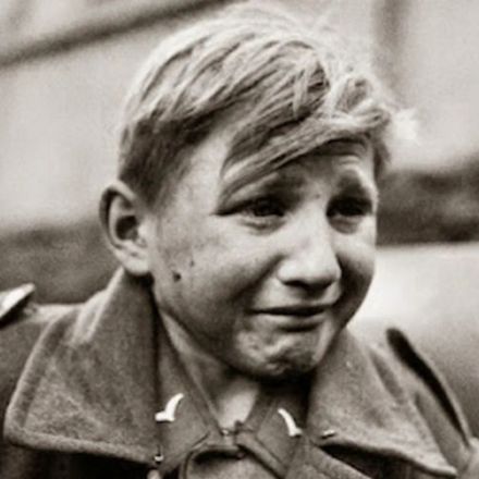 Hans-Georg Henke, Segunda Guerra Mundial, criança soldado, Luftwaffe