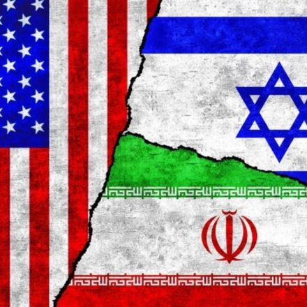 Entenda por que o Irã está isolado no mundo islâmico e como a rivalidade entre sunitas e xiitas define a guerra contra os EUA e Israel.