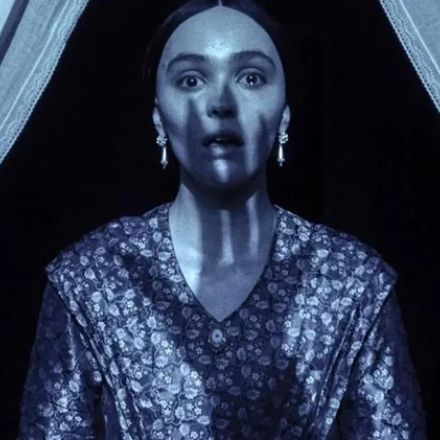 Confira nossa análise de Nosferatu (2024): um remake sombrio, elegante e que foge do terror clichê. Vale a pena assistir? Descubra!